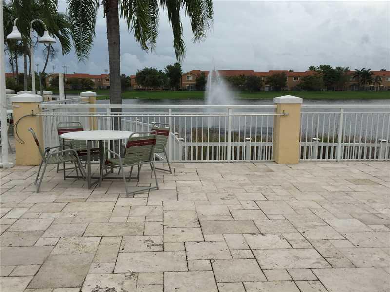 LE CLUB AT OLD CUTLER CON - Residential Lease