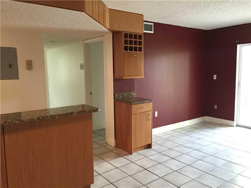 LE CLUB AT OLD CUTLER CON - Residential Lease