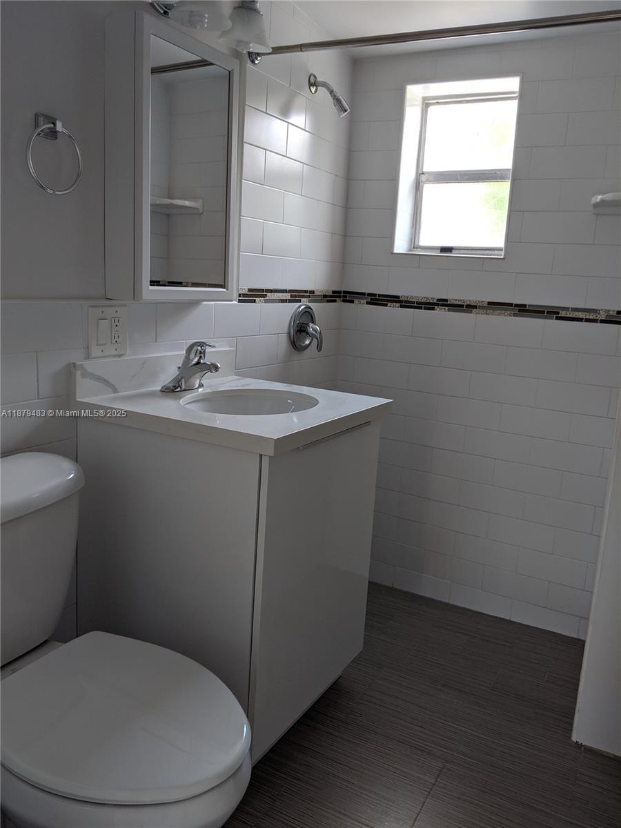 WEST FLAGLER CENTER - Residential Lease