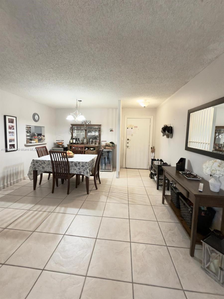 KENDALL HEIGHTS CONDO - Residential
