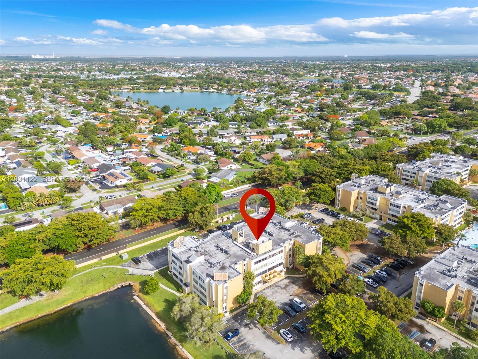 SOVEREIGNS CONDO - Residential