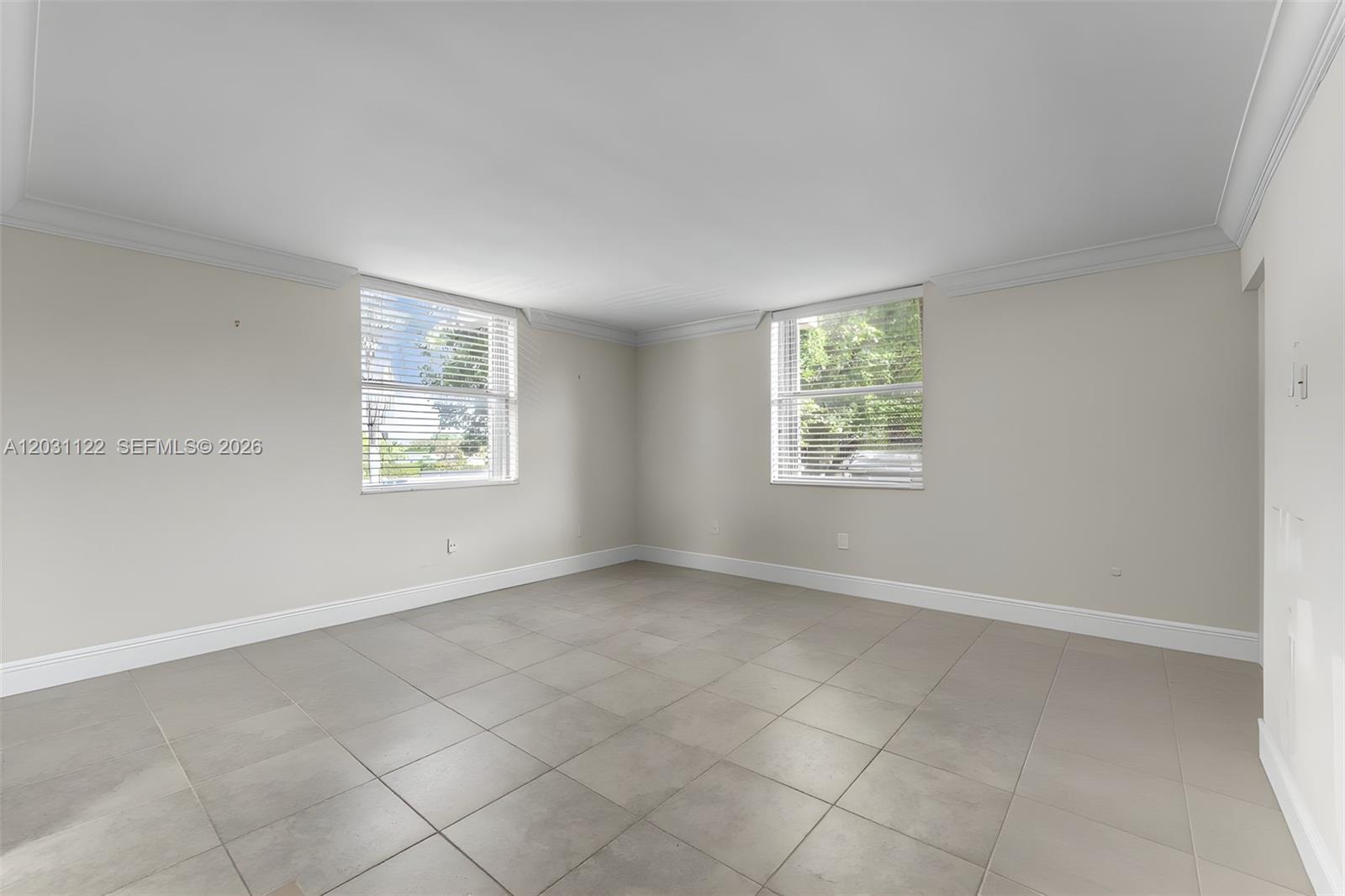 SOVEREIGNS CONDO - Residential
