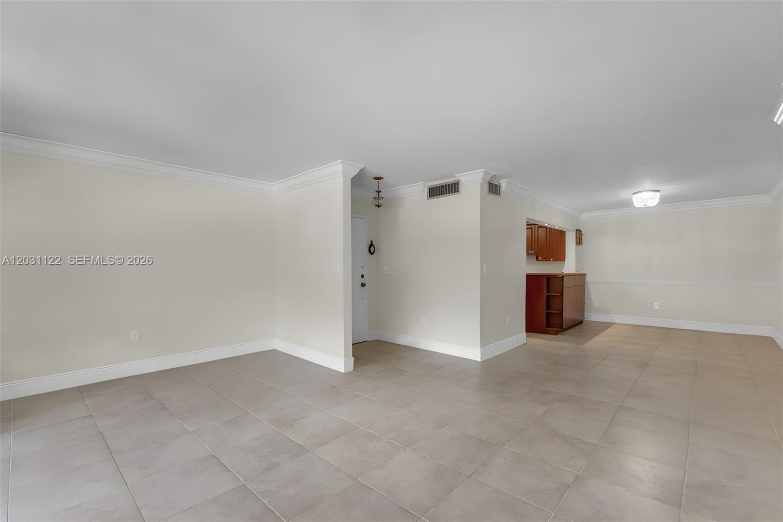 SOVEREIGNS CONDO - Residential