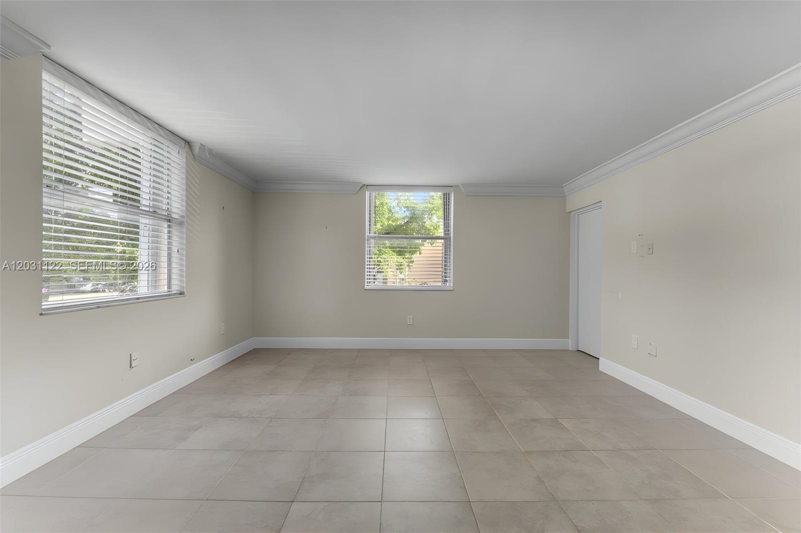 SOVEREIGNS CONDO - Residential