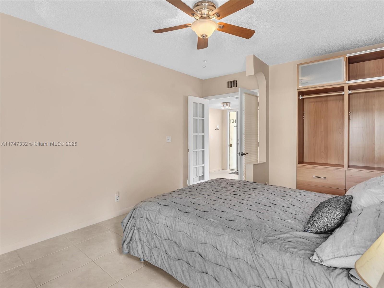 BAYWOOD VILLAGE III - Residential