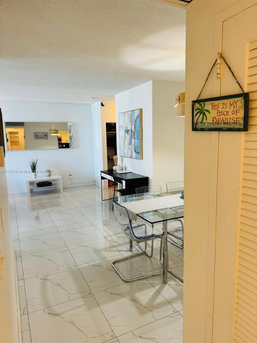 TIDES ON HOLLYWOOD BEACH - Residential