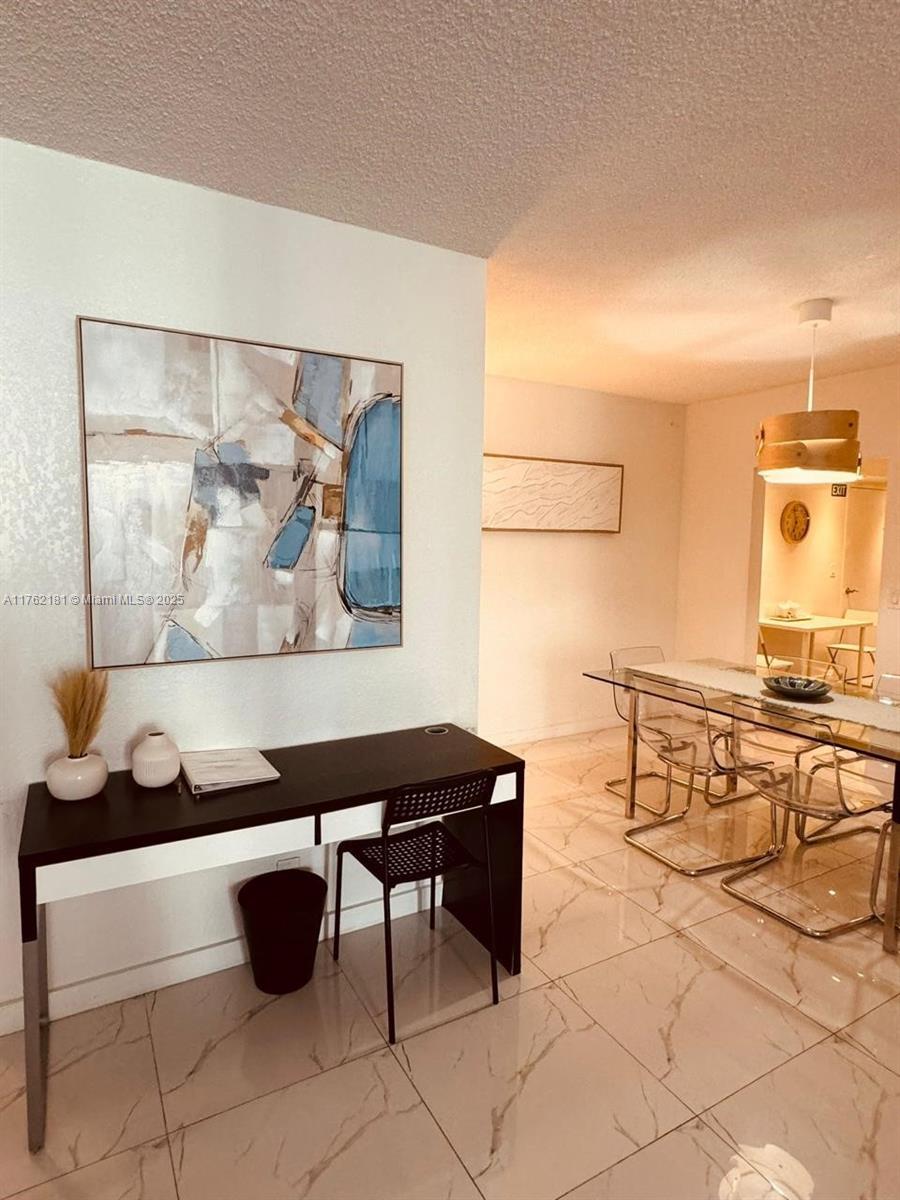 TIDES ON HOLLYWOOD BEACH - Residential