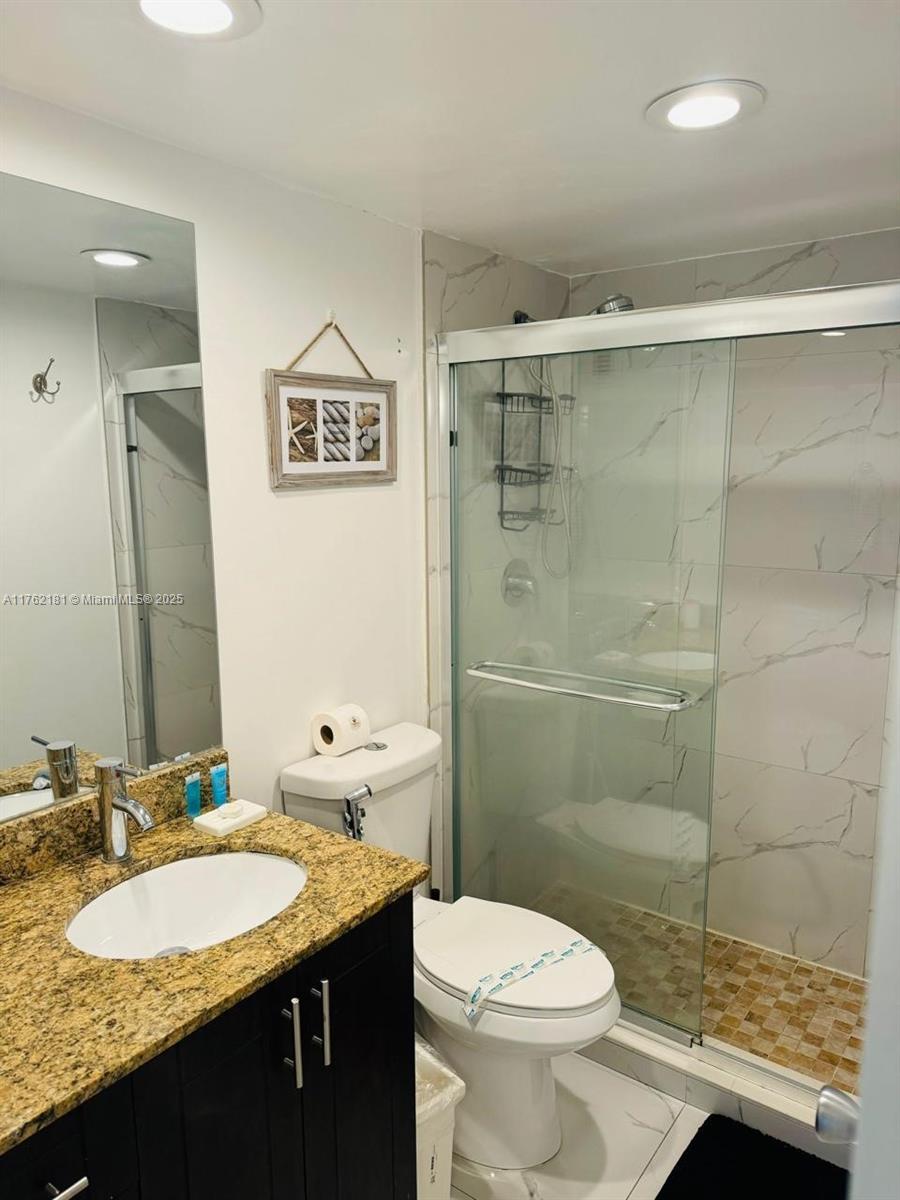 TIDES ON HOLLYWOOD BEACH - Residential