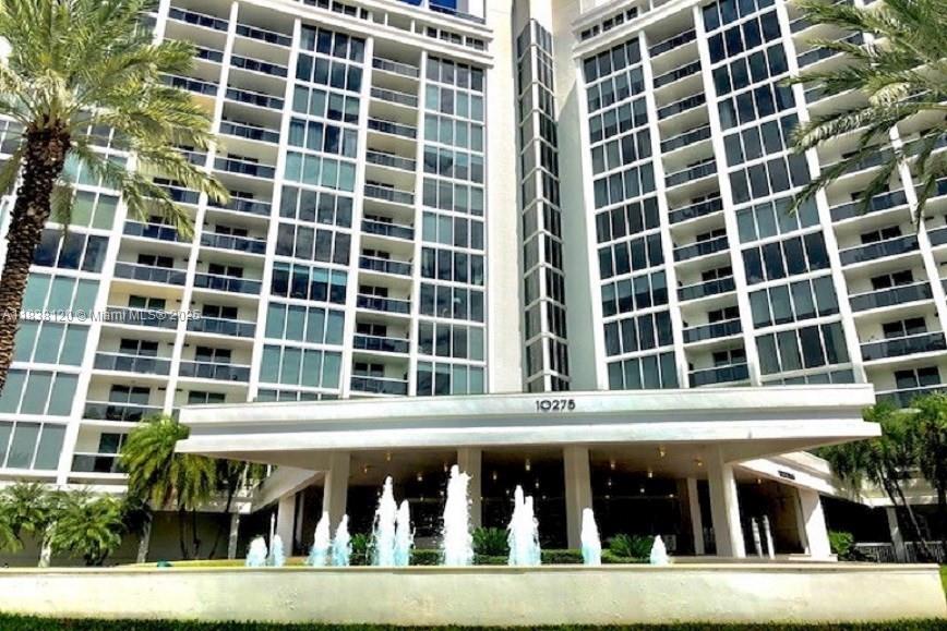 HARBOUR HOUSE - Residential