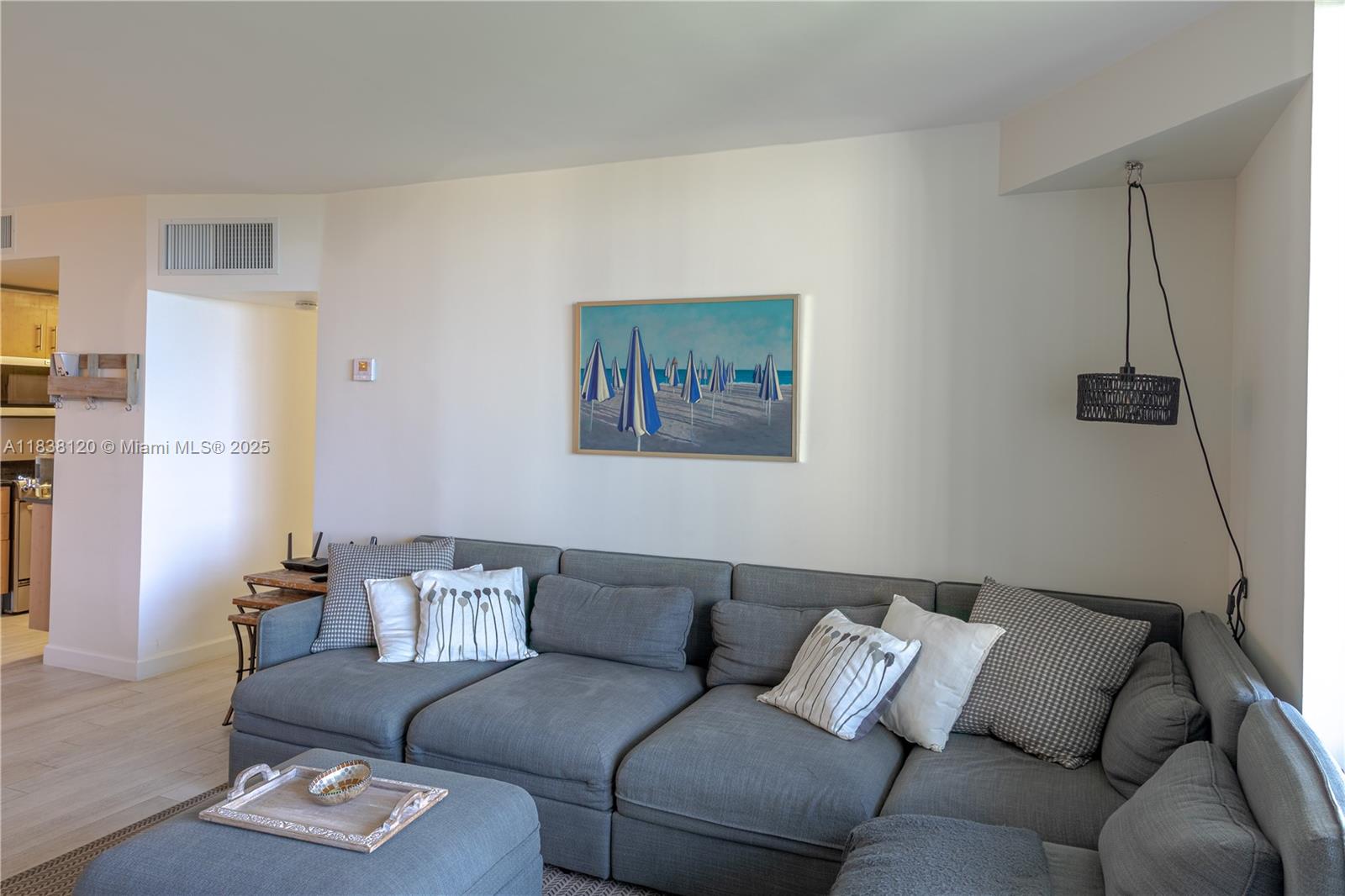 HARBOUR HOUSE - Residential