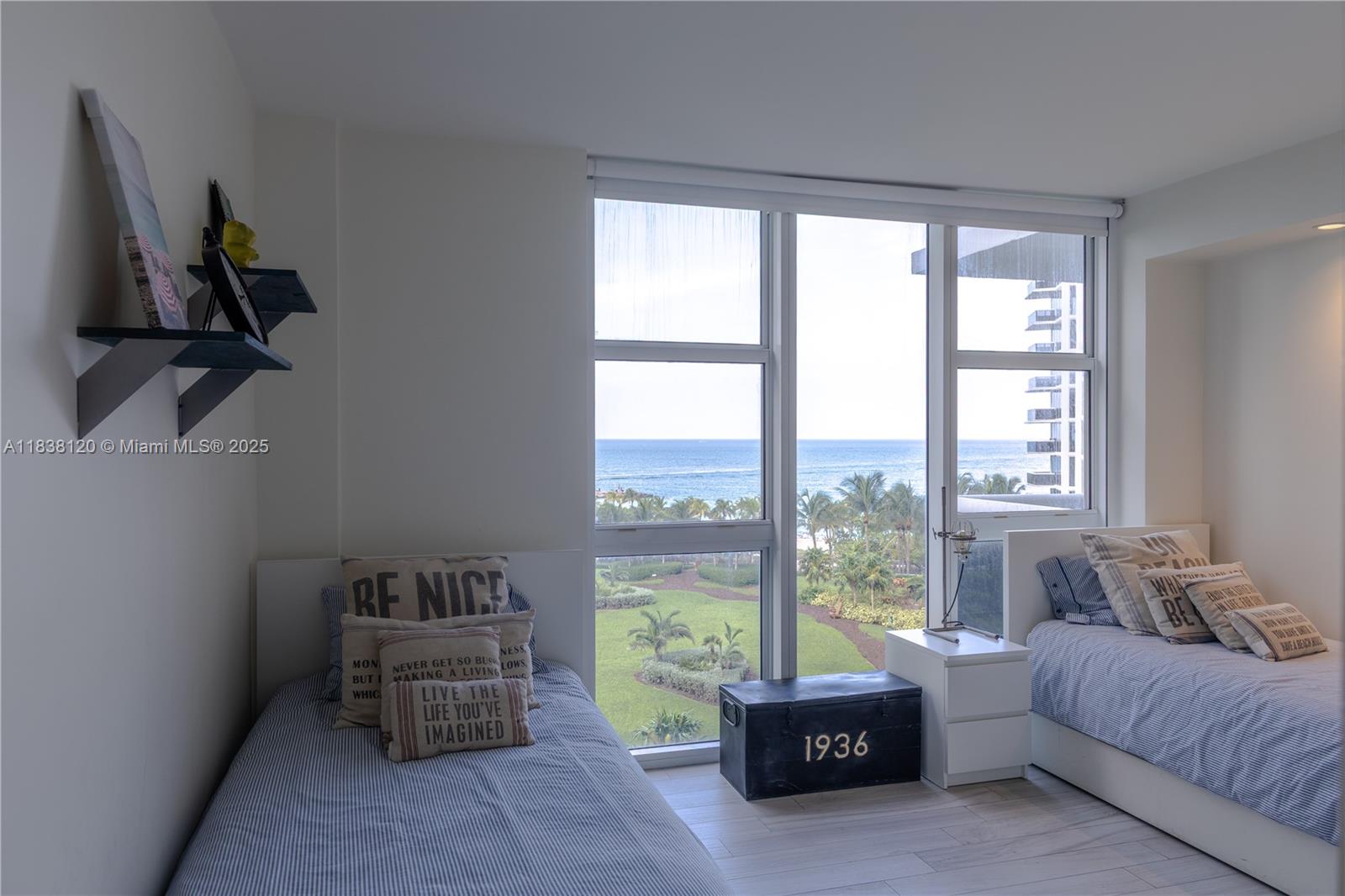 HARBOUR HOUSE - Residential