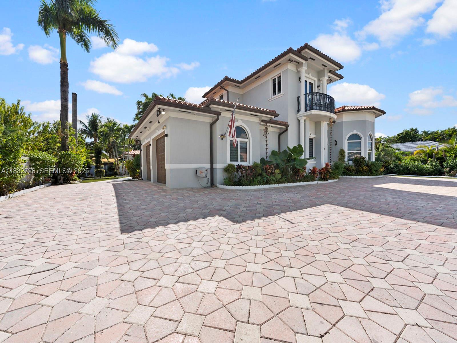SOUTH SPRINGS HOMES - Residential