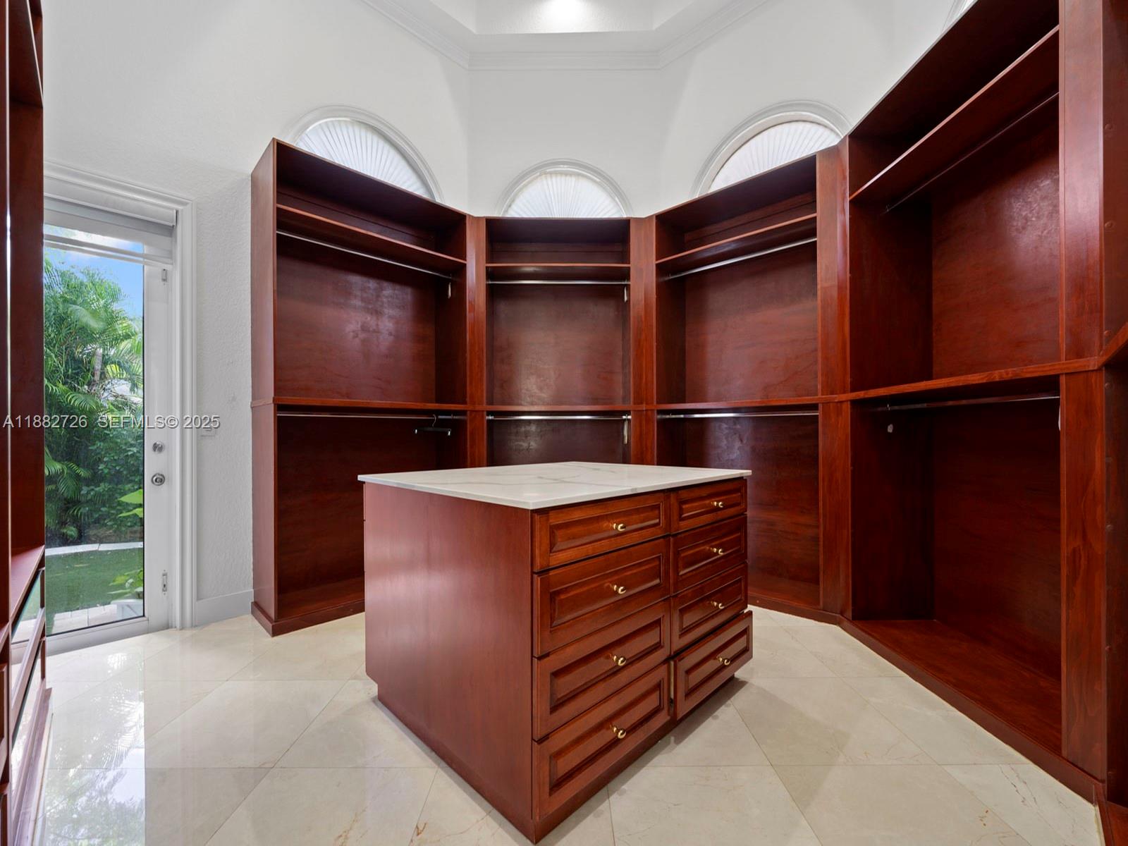 SOUTH SPRINGS HOMES - Residential