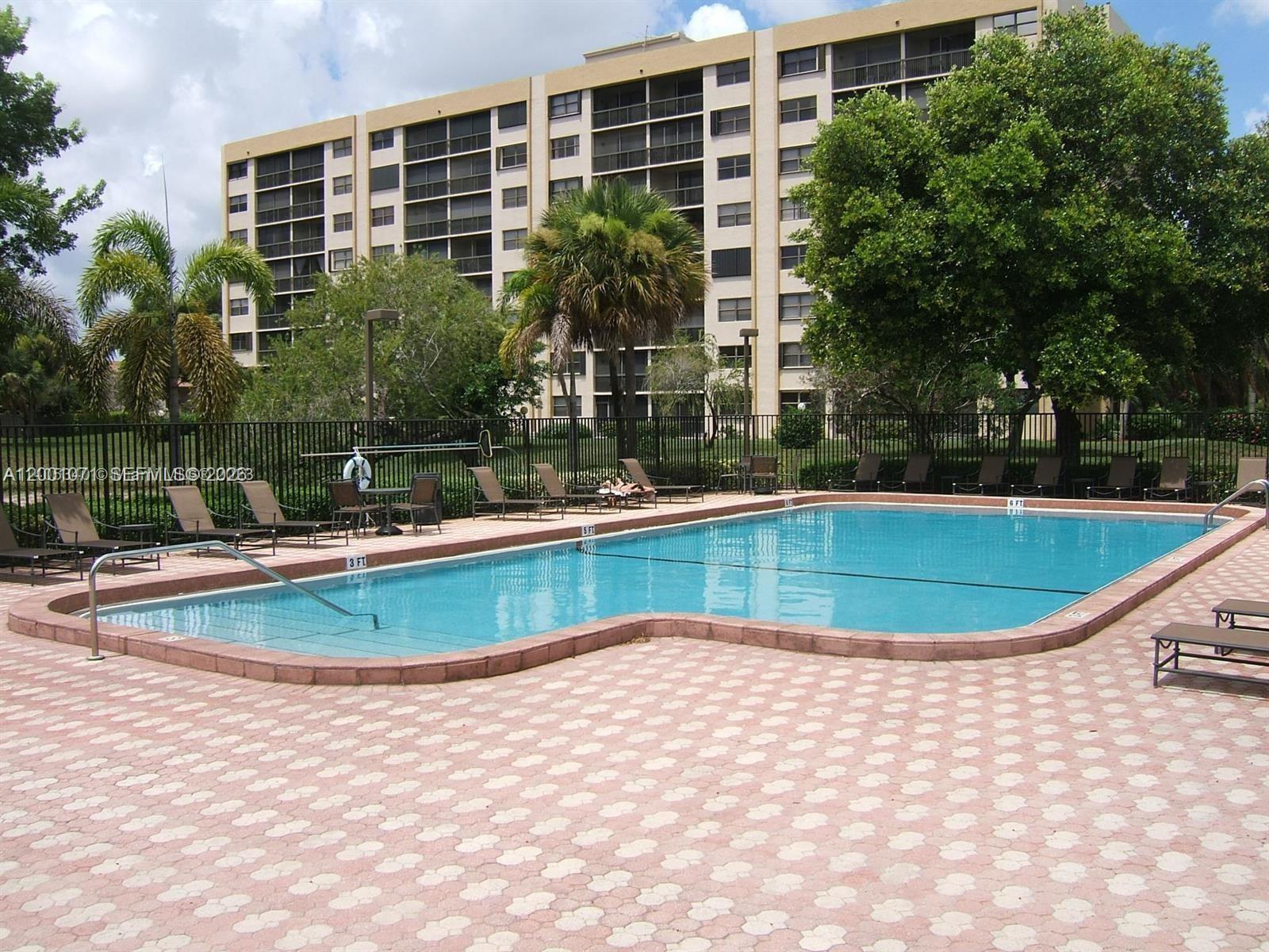 VILLAS AT MEADOW LAKES CO - Residential