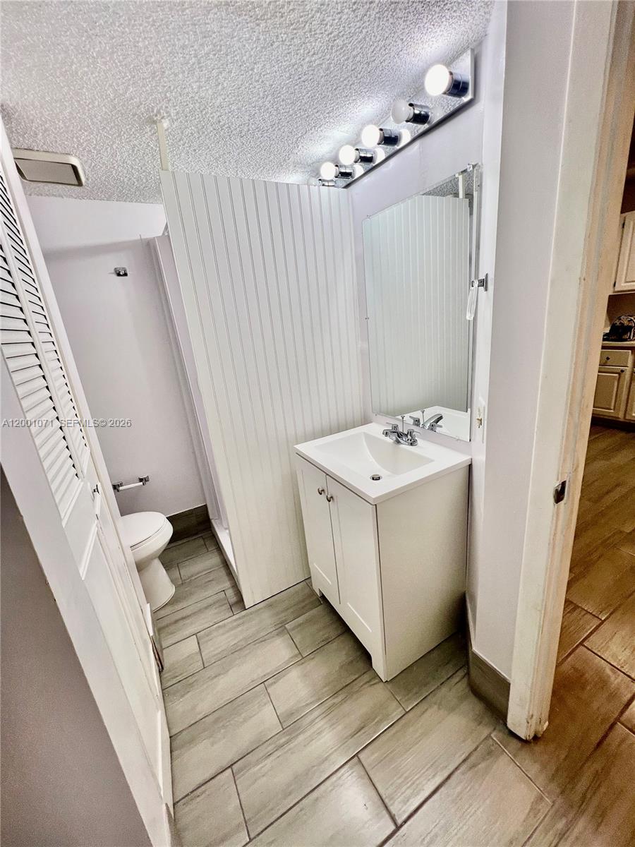 VILLAS AT MEADOW LAKES CO - Residential