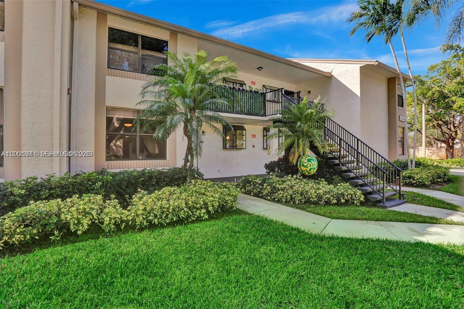 VILLAS AT MEADOW LAKES CO - Residential