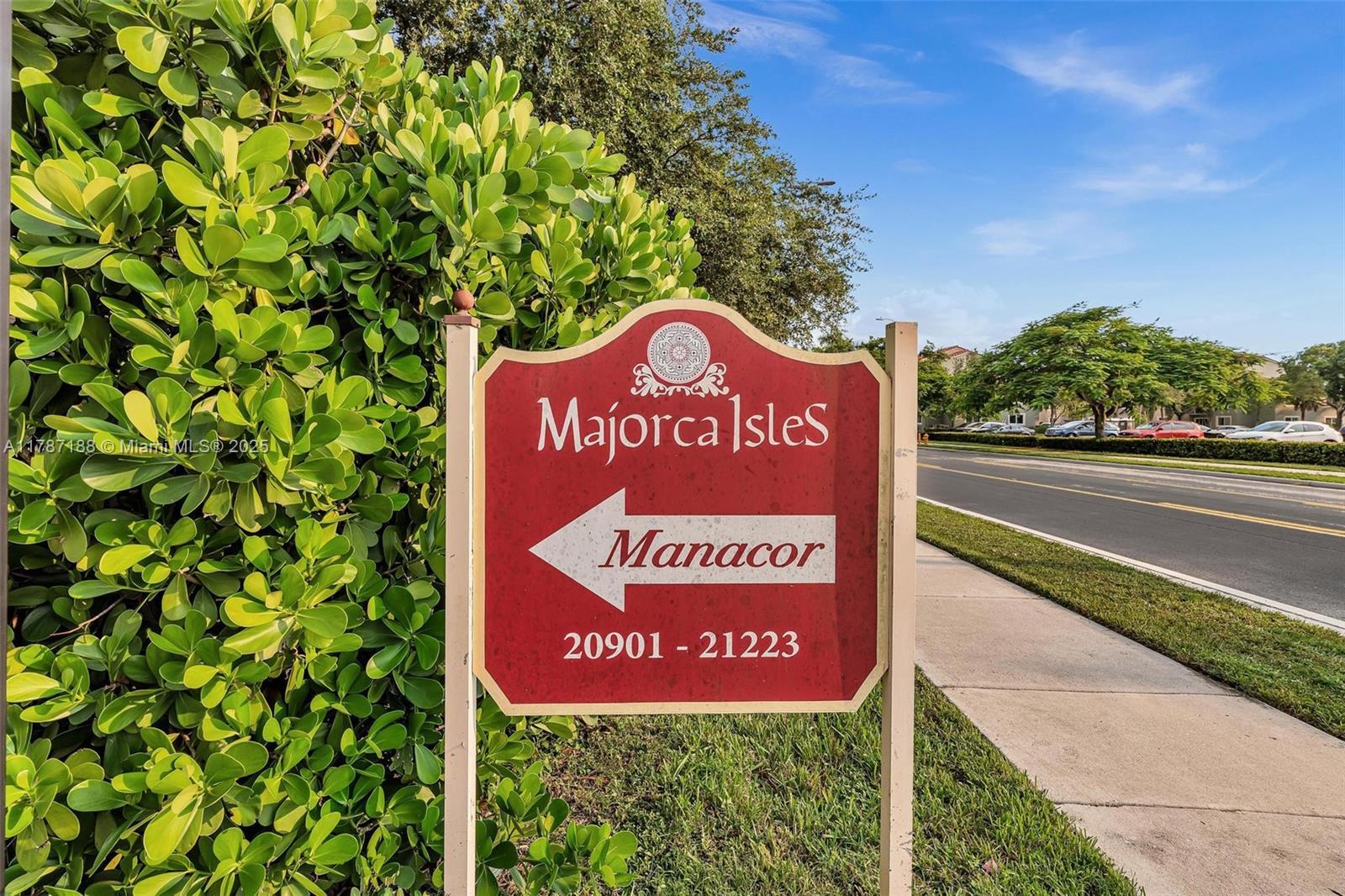 MAJORCA ISLES II CONDO - Residential Lease