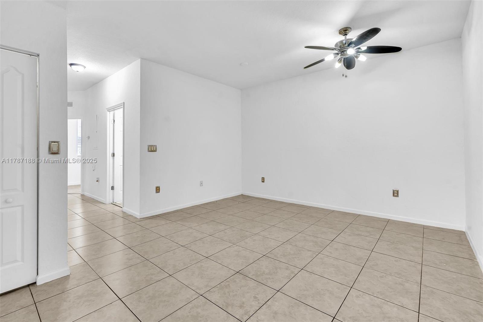 MAJORCA ISLES II CONDO - Residential Lease