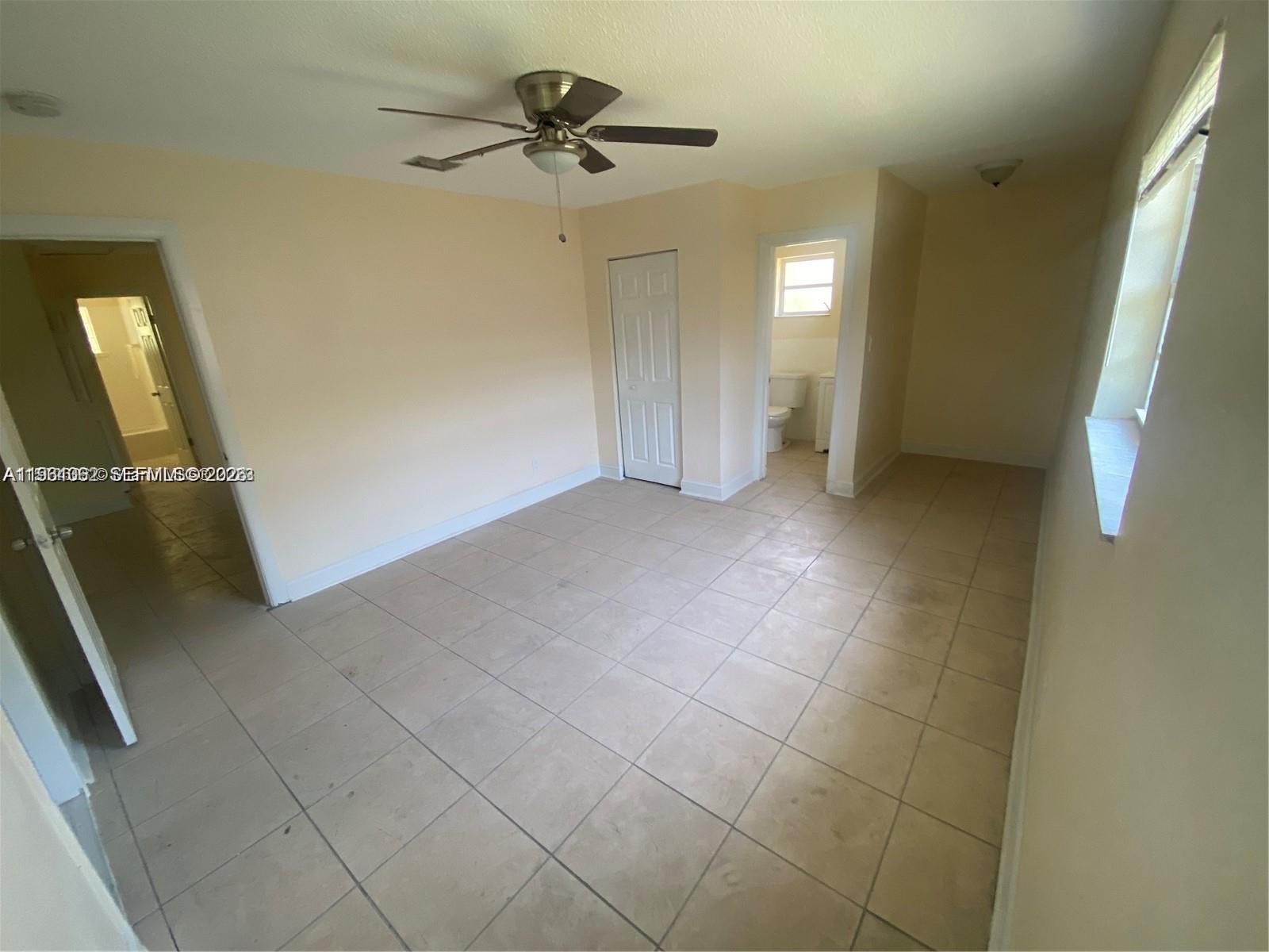 OAKLAND PARK 2ND ADD - Residential Lease