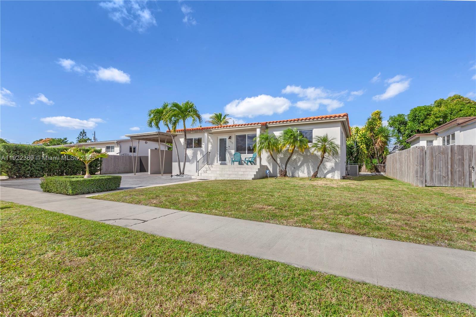 MIRACLE MANOR 3RD ADDN - Residential Lease
