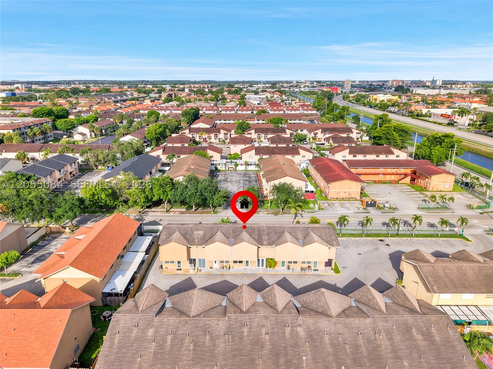VILLAS DEL LAGO CONDO 8 - Residential