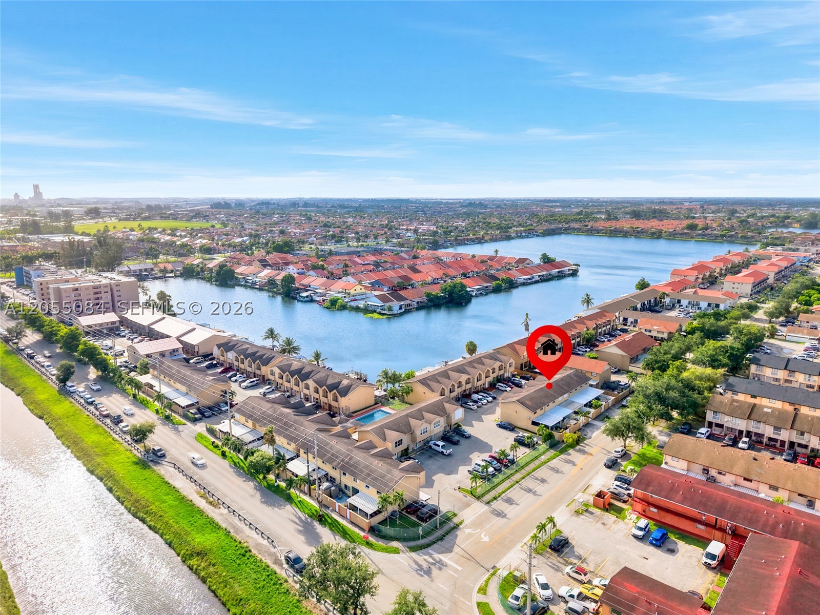 VILLAS DEL LAGO CONDO 8 - Residential