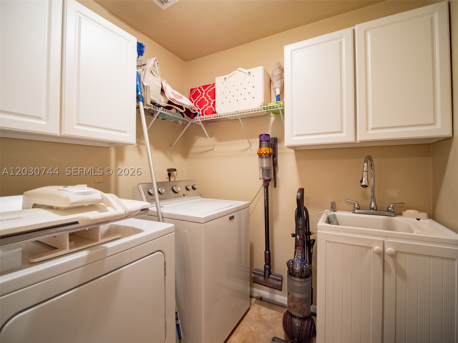 CINNAMON HILLS ESTATES PH1 - Residential