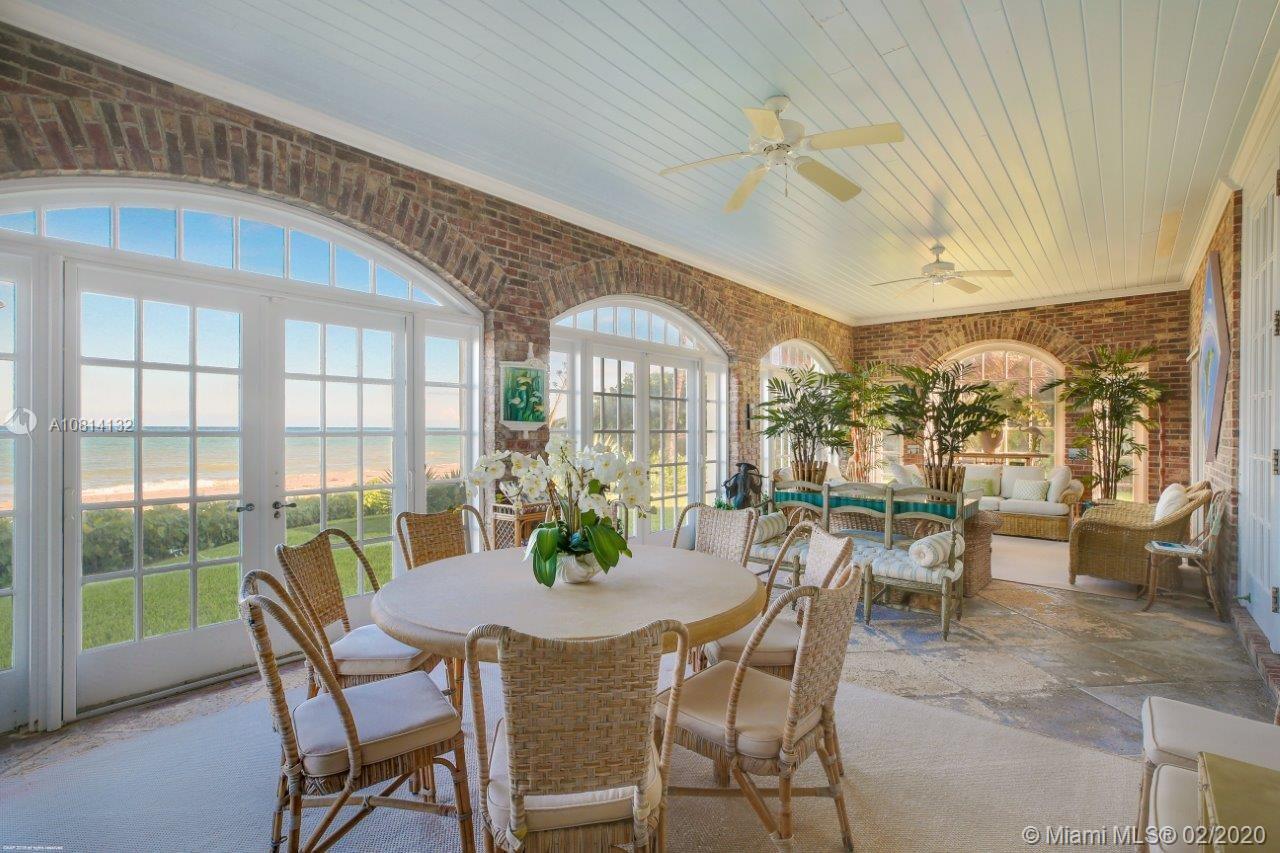 JUPITER ISLAND - Residential