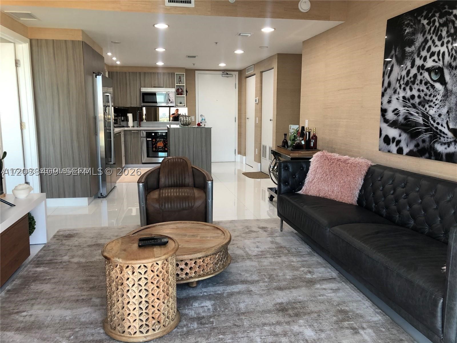 EDEN HOUSE CONDO - Residential
