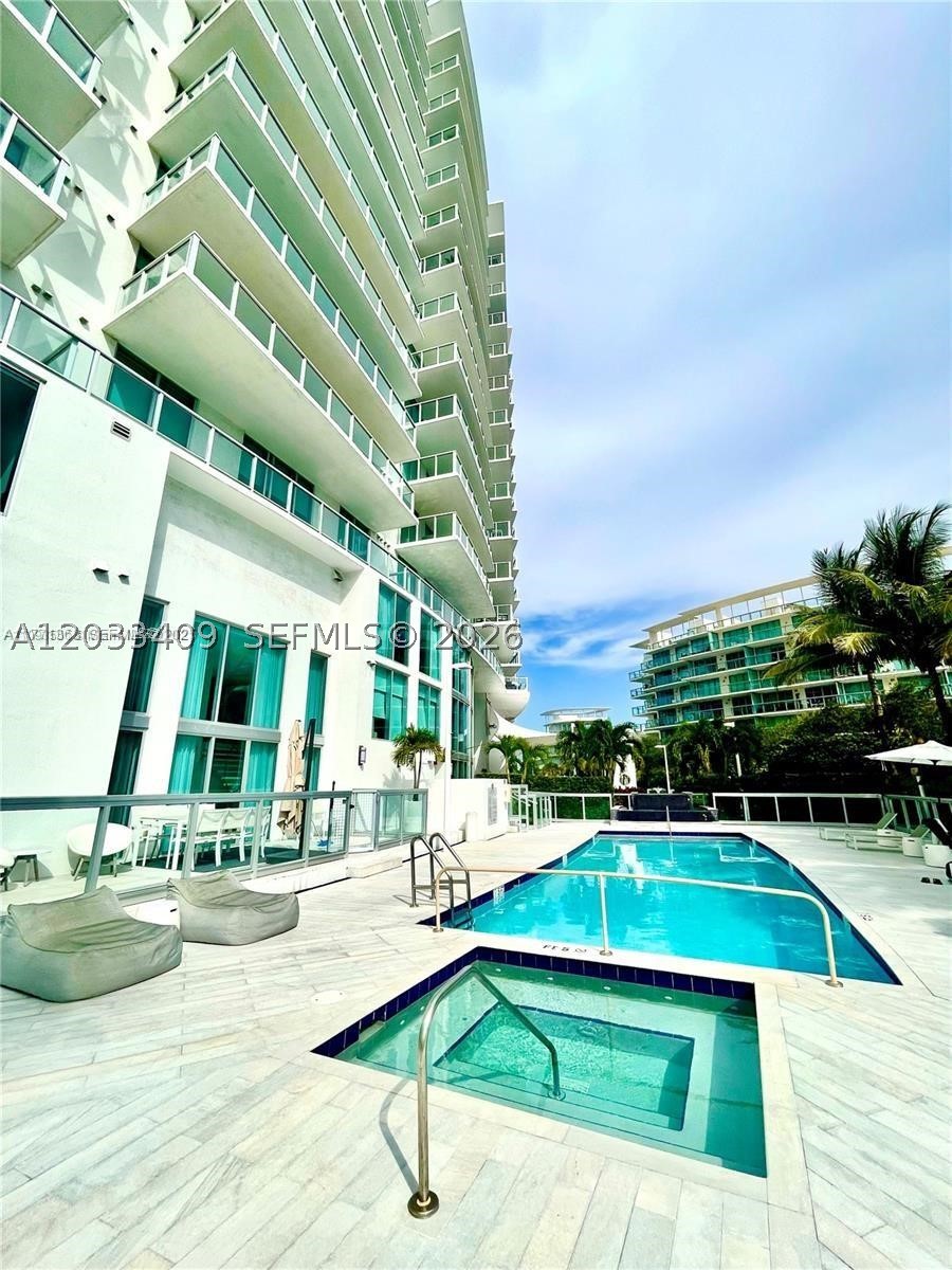 EDEN HOUSE CONDO - Residential