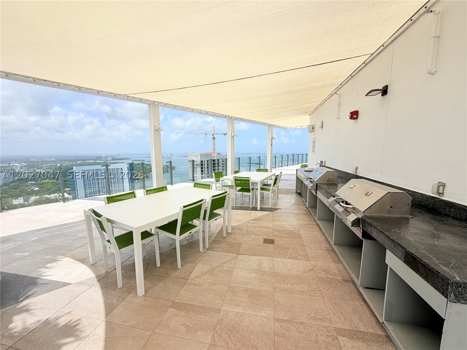 PARAISO BAYVIEWS CONDO - Residential Lease