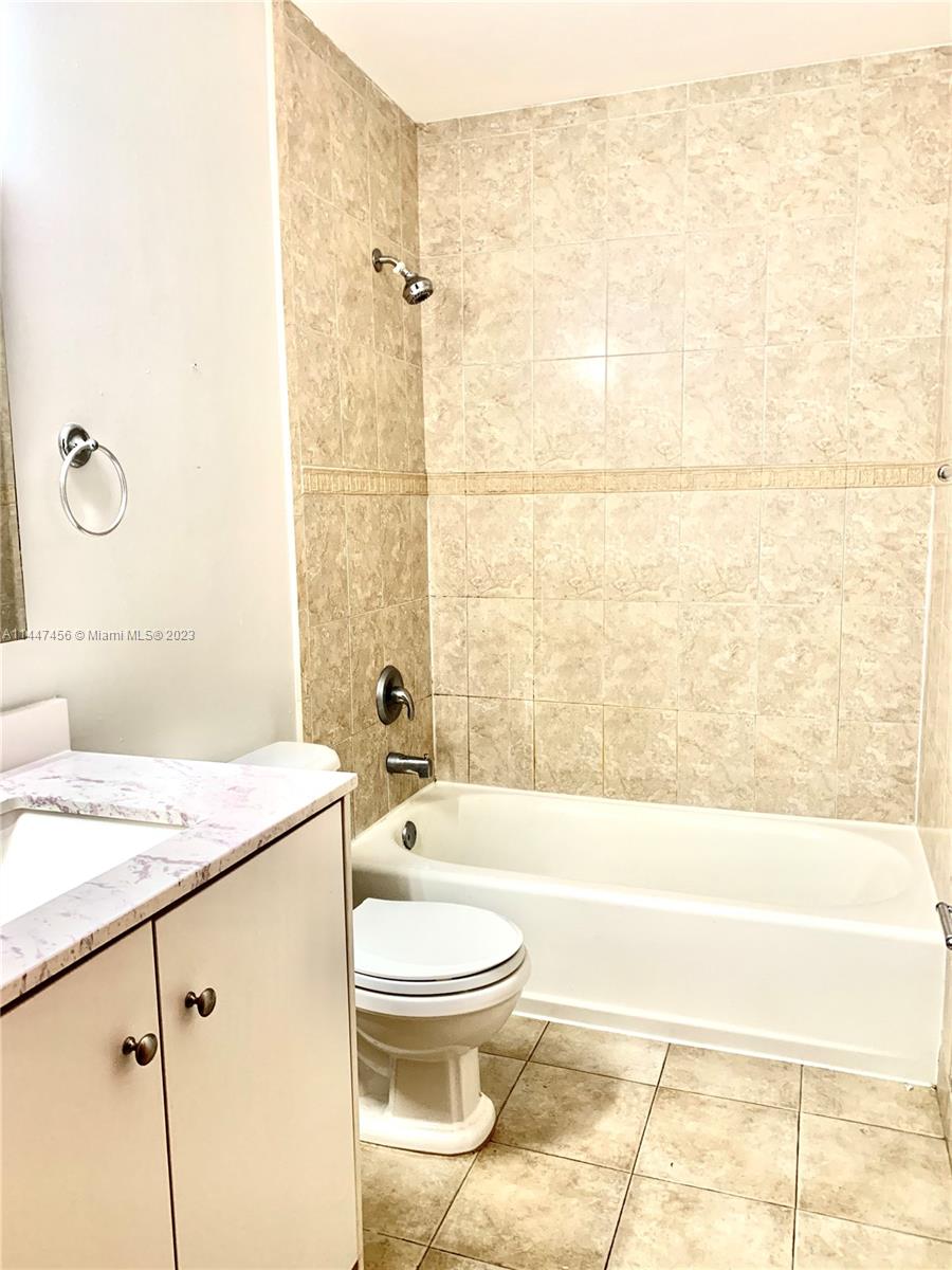 PINE GROVE CONDO - Residential Lease