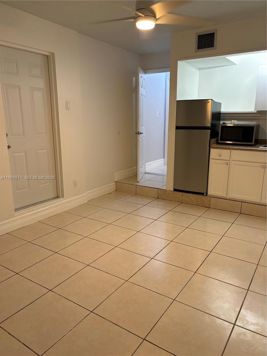 MILLER HOMES - Residential Lease