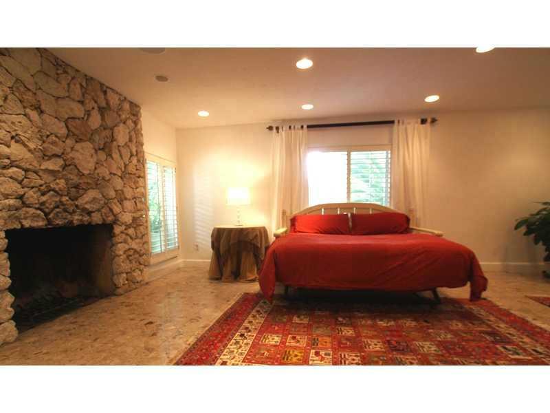 PARIS MANOR NORTH - Residential Lease