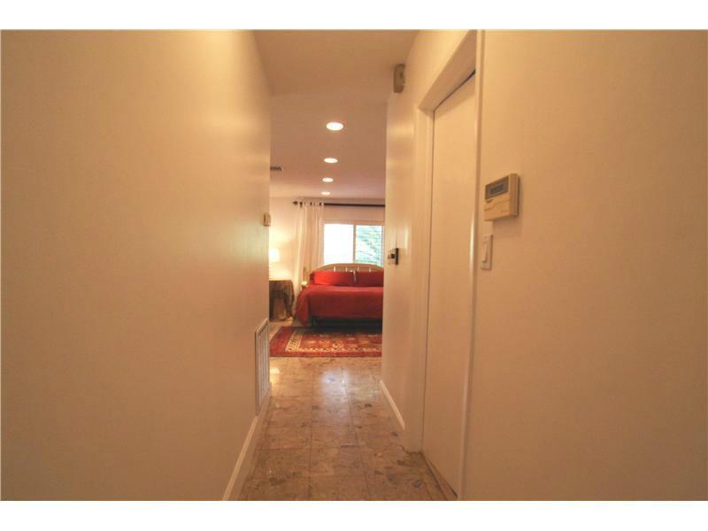 PARIS MANOR NORTH - Residential Lease
