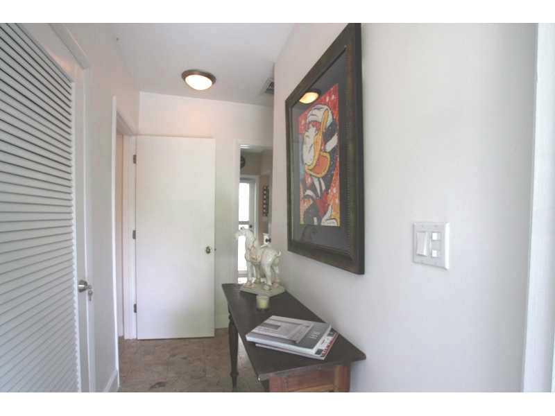 PARIS MANOR NORTH - Residential Lease