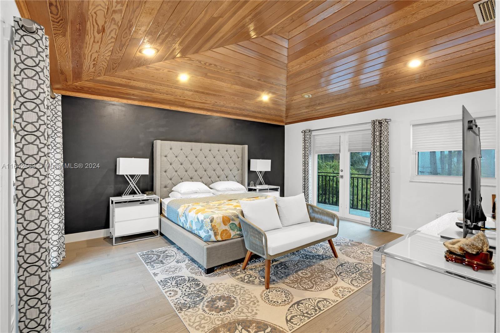 RIVIERA 1ST & 2ND ADDN AM - Residential