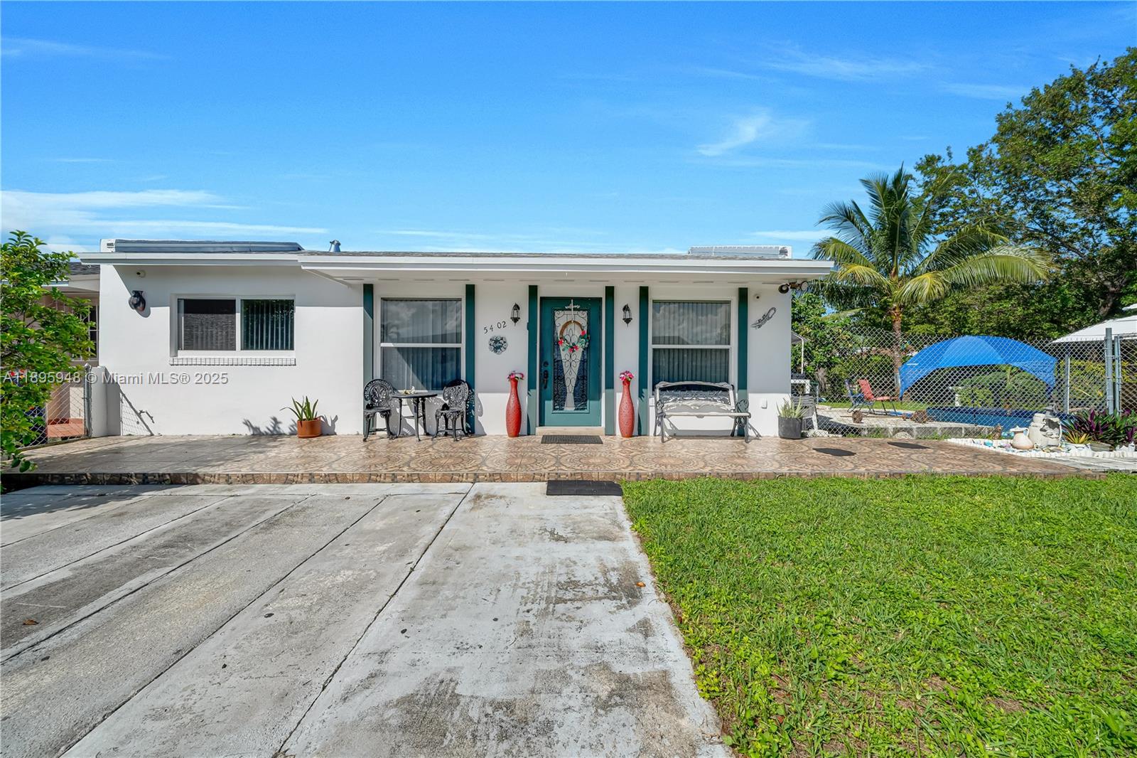 ROYALE GREEN TOWNHOUSE SE - Residential