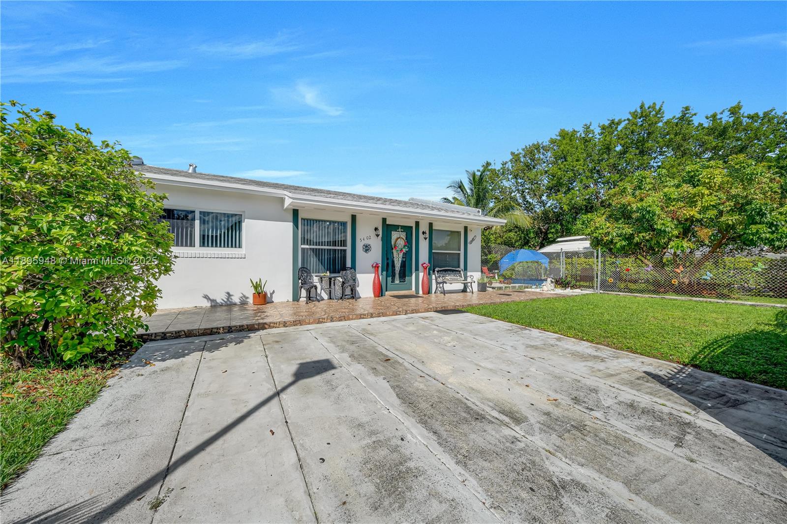 ROYALE GREEN TOWNHOUSE SE - Residential