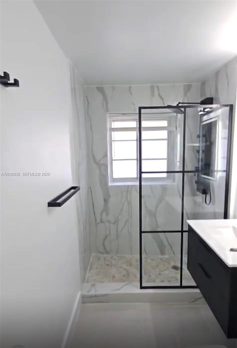 NORMANDY SHORES APTS COND - Residential
