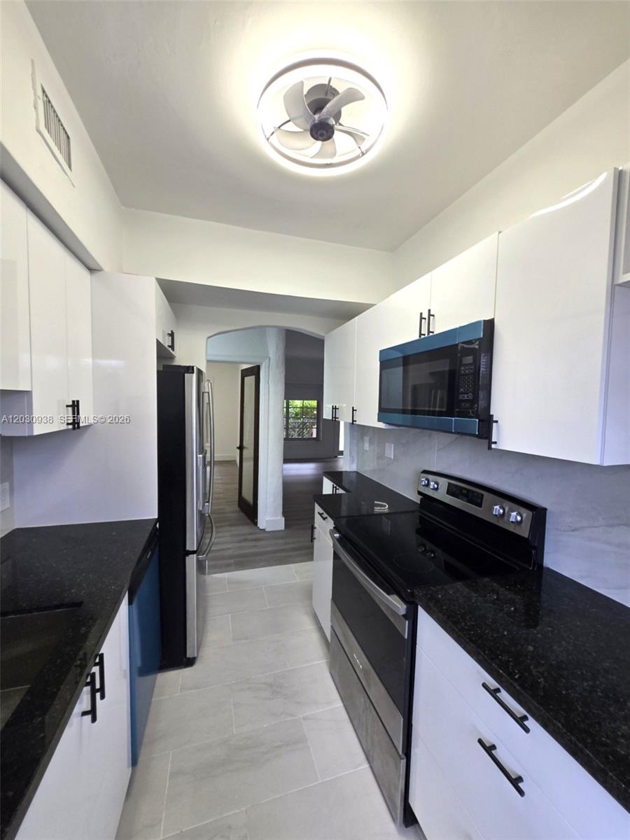 NORMANDY SHORES APTS COND - Residential