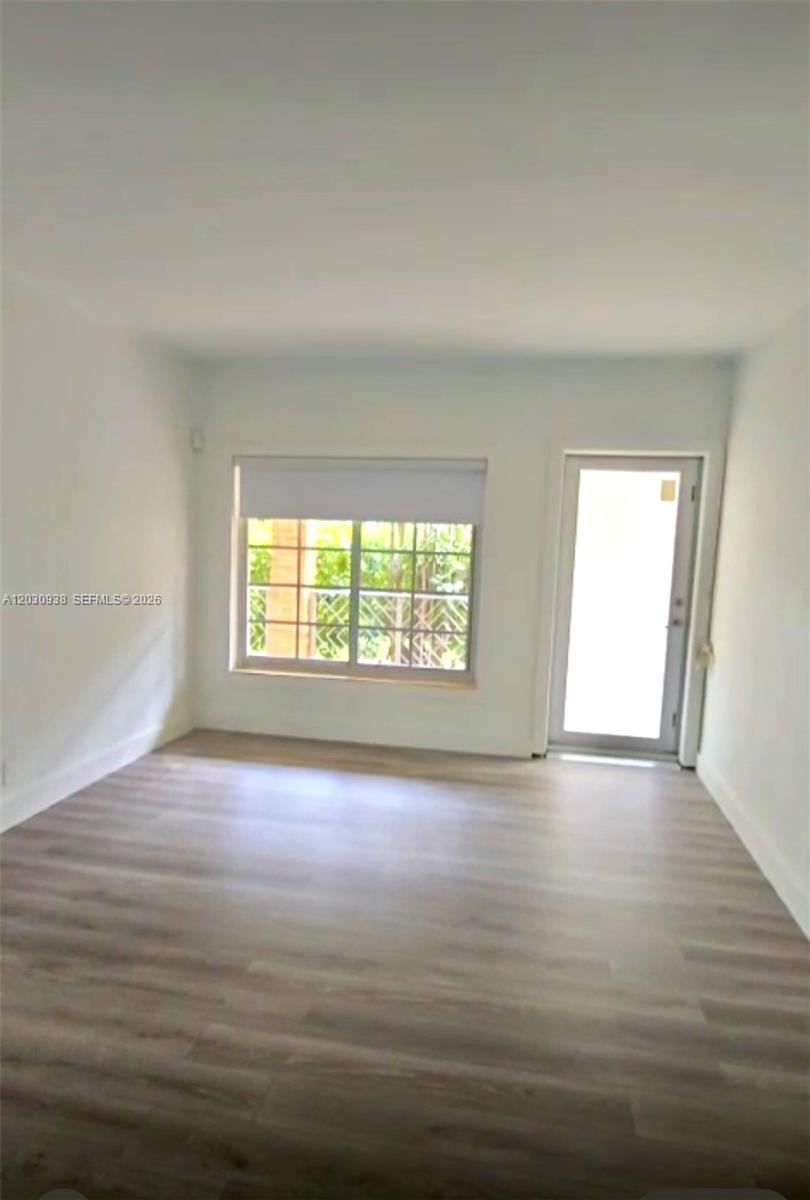 NORMANDY SHORES APTS COND - Residential