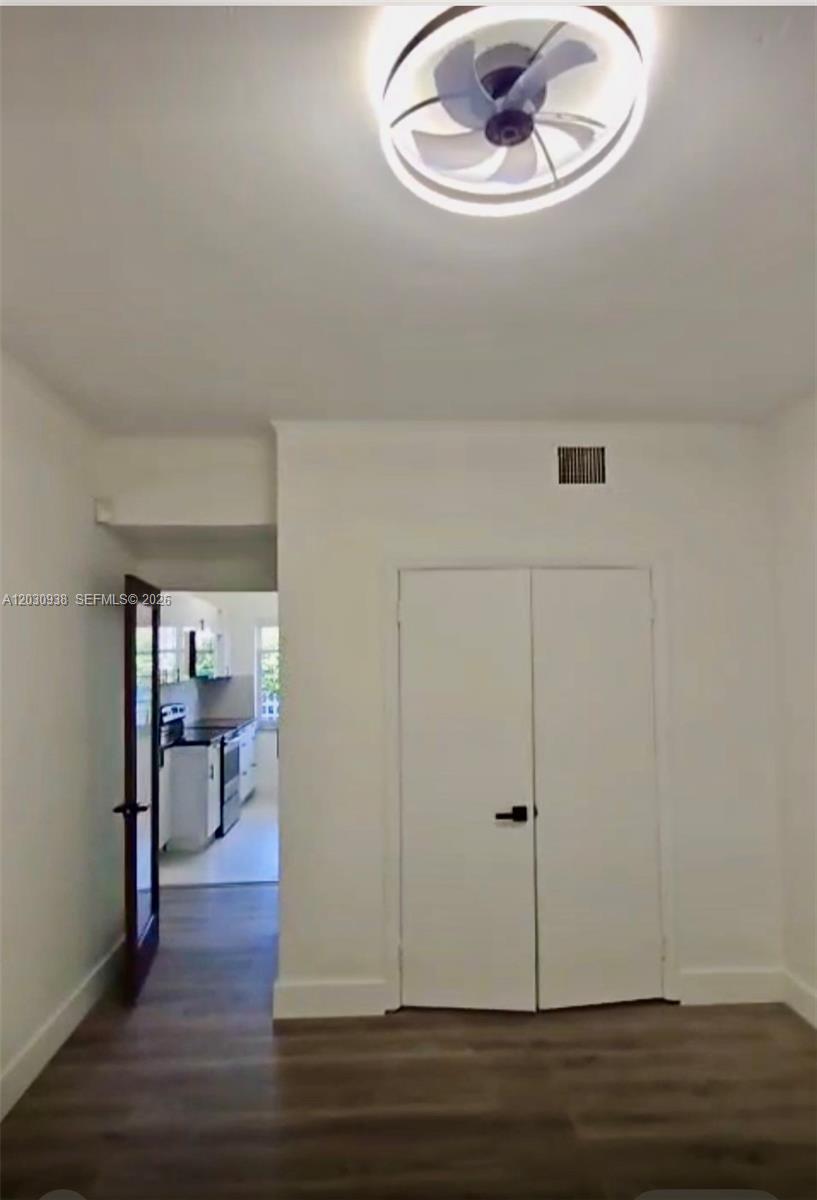NORMANDY SHORES APTS COND - Residential