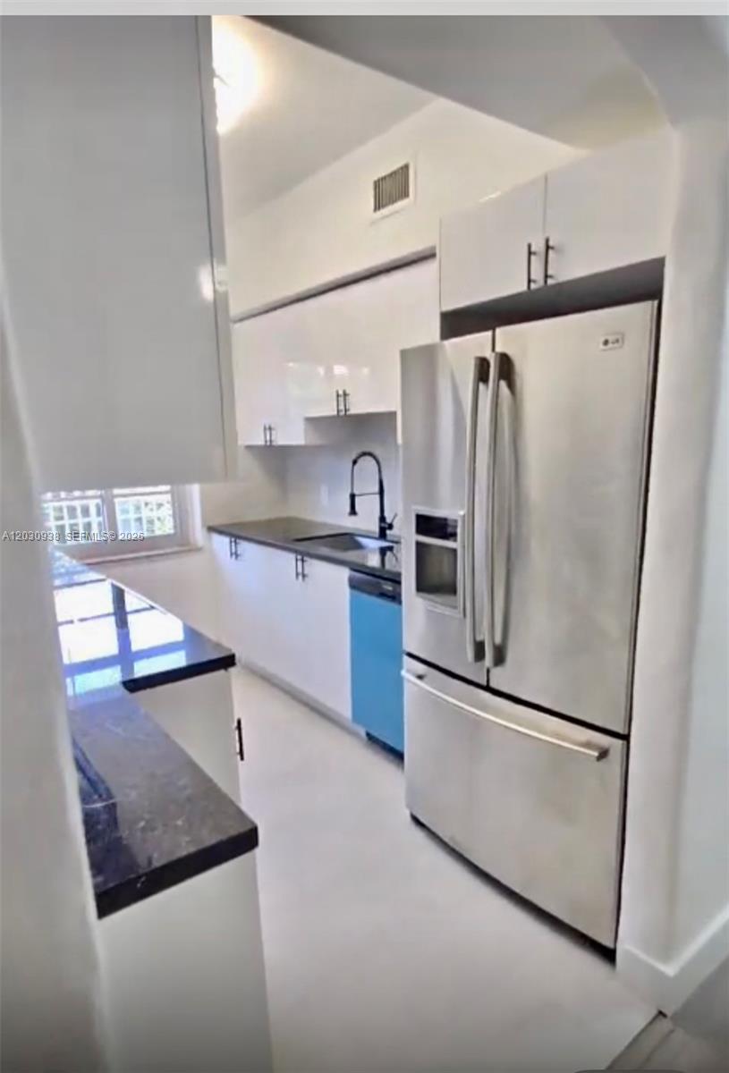 NORMANDY SHORES APTS COND - Residential