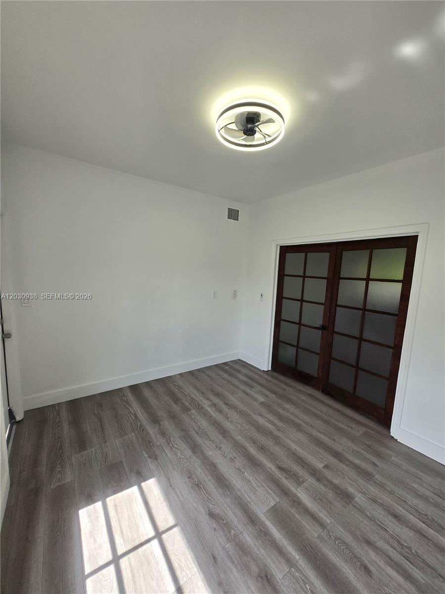 NORMANDY SHORES APTS COND - Residential