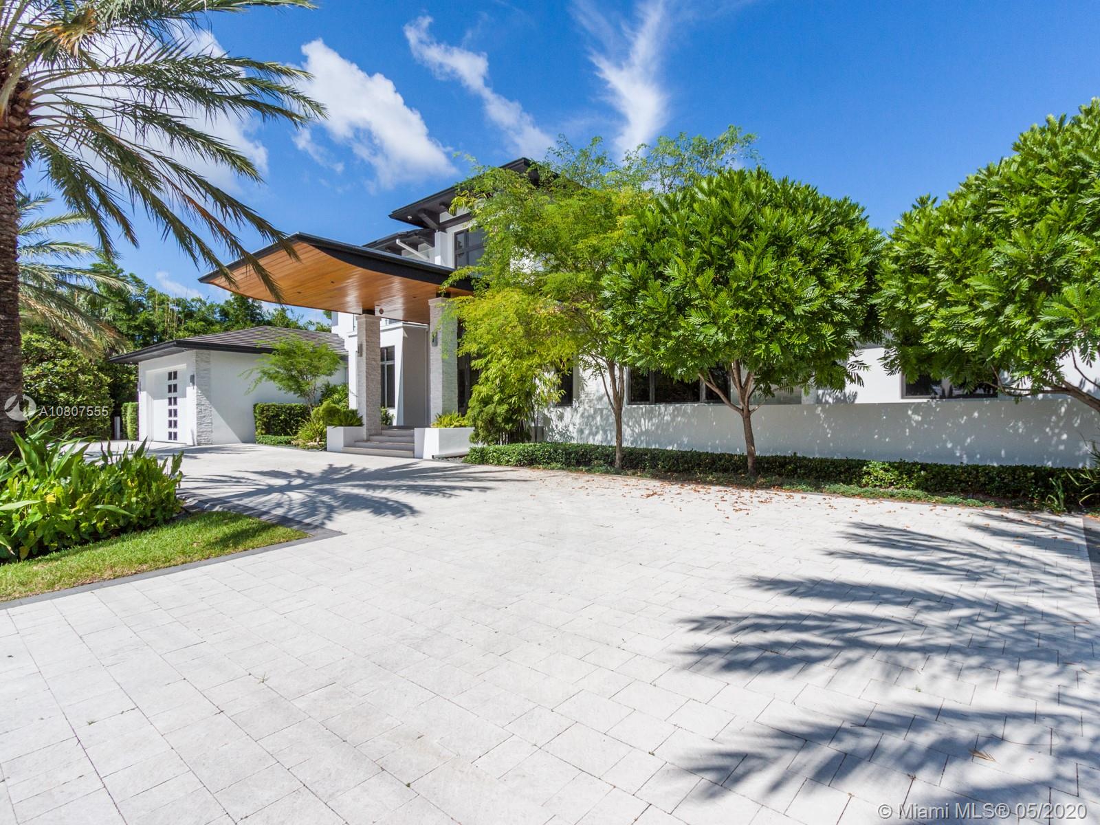 HOLLYWOOD GOLF ESTATES SE - Residential