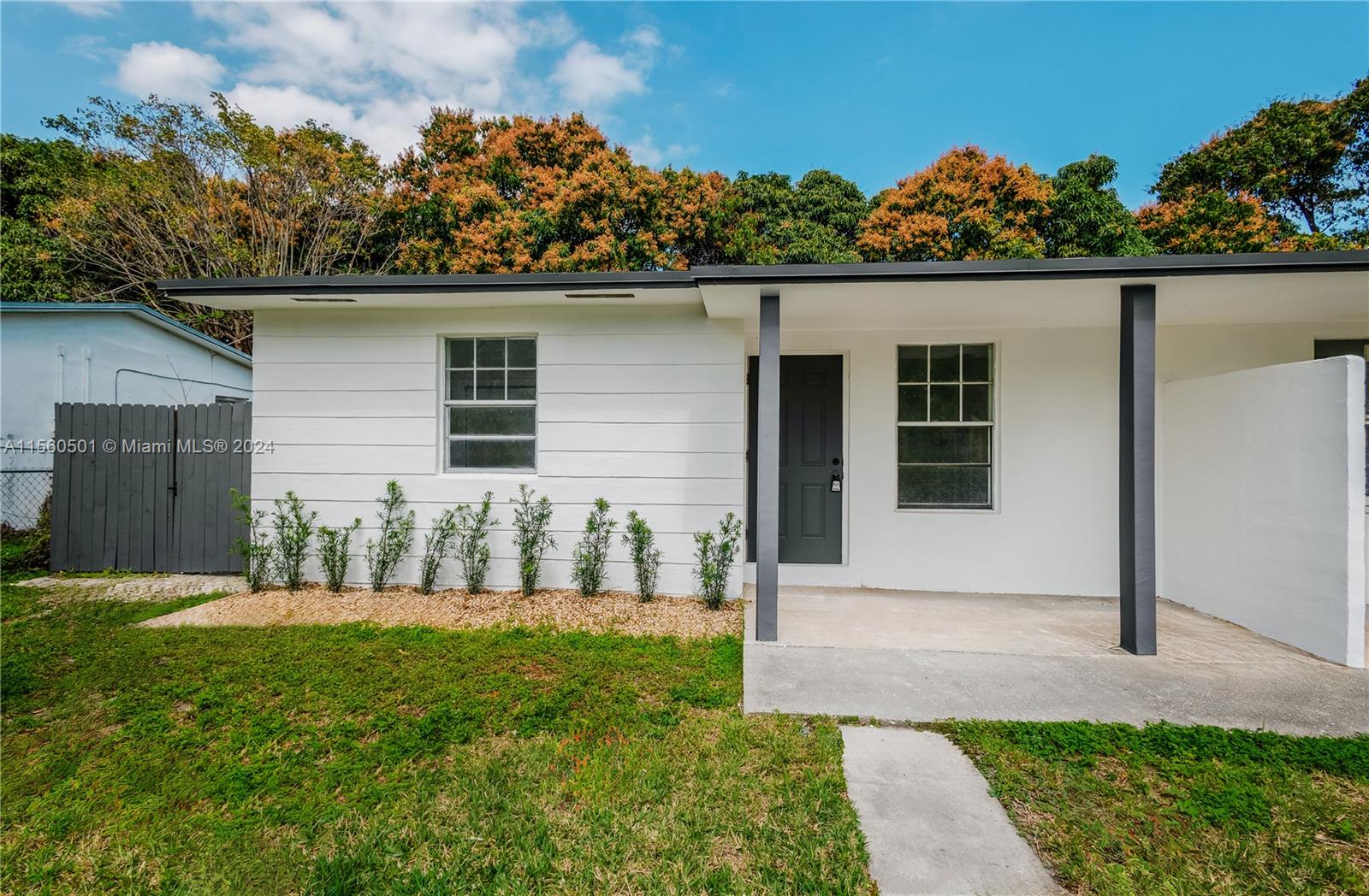 Charming Duplex in the Heart of Cutler Bay, 2 bedrooms, one Bath in each unit. Each side has a fenced private backyard. Perfect option as primary home and rent the other unit or great for investors . It can rent great as Airbnb too. 
-Freshly painted inside and out
-New flooring throughout the duplex
-Kitchen equipped with solid wood cabinets, granite countertops, stainless-steel appliances
- High-impact windows for added security and energy efficiency.
- Just minutes from the Turnpike Expressway for easy access to other areas of Miami.
- Close to Southland Mall (2.5 miles), Zoo Miami (5 miles), South Point Marina (2.5 miles), Larry and Penny Park (1.5 miles), and Downtown Cutler Bay shopping and restaurants (1-minute drive).
- A one-minute drive to the newly opened Publix