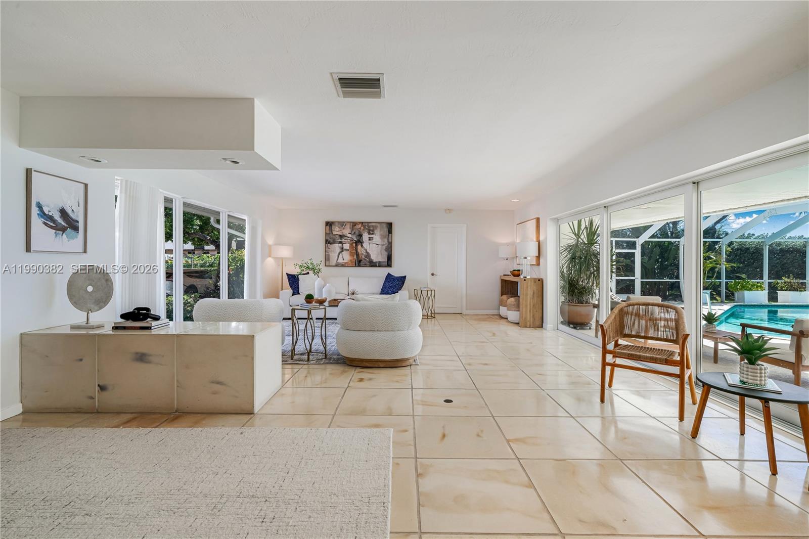 MASHTA ISLAND - Residential