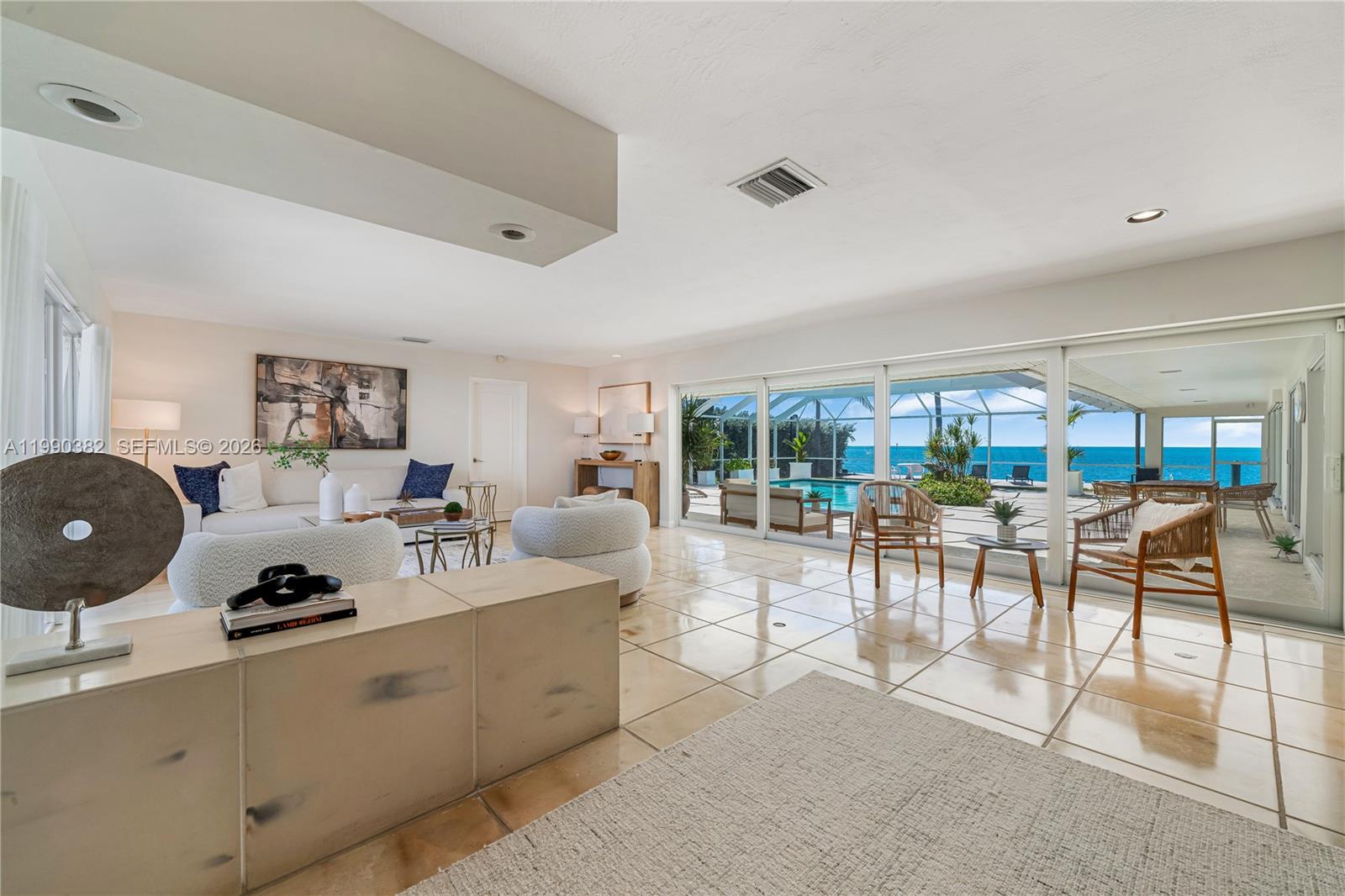 MASHTA ISLAND - Residential
