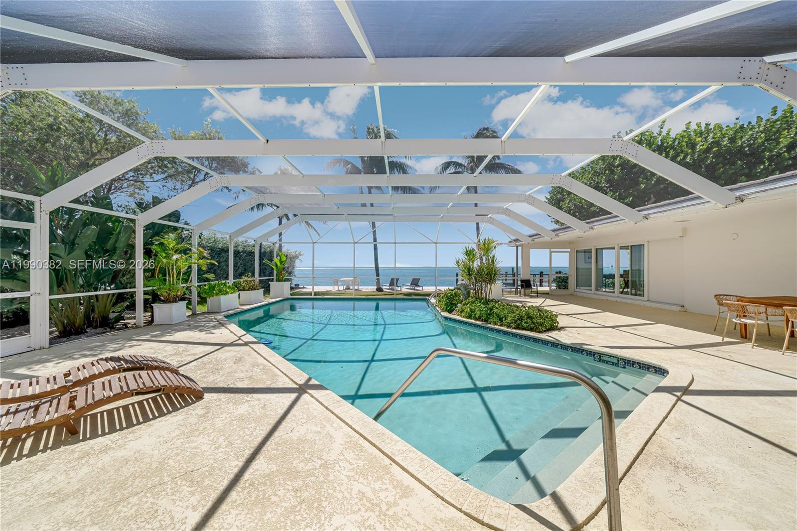 MASHTA ISLAND - Residential
